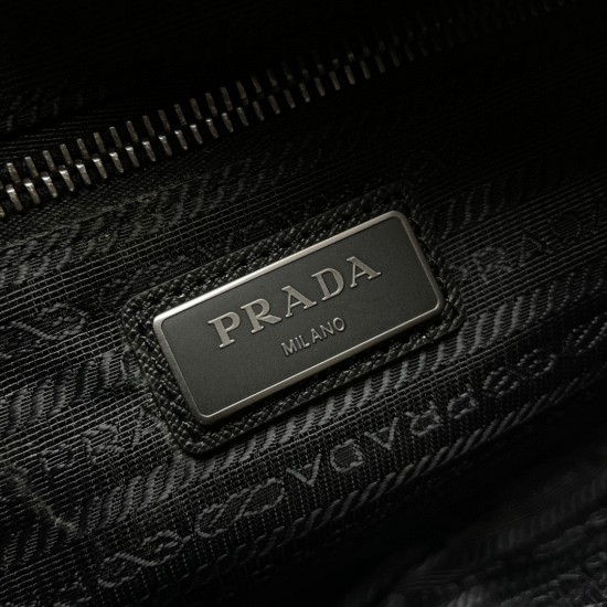 PRADA P00300