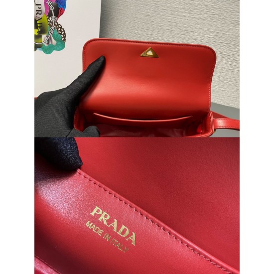 PRADA P00550