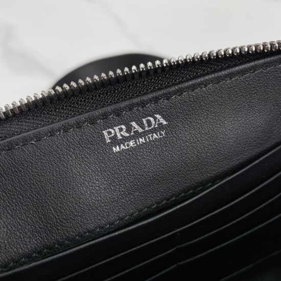 PRADA  P00500