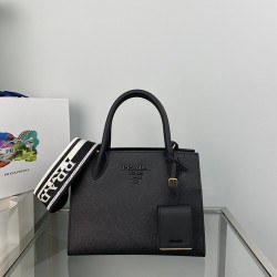 PRADA P00850