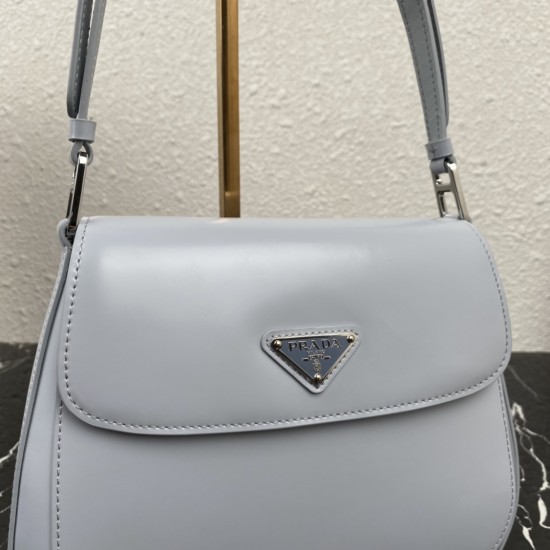 PRADA P00600