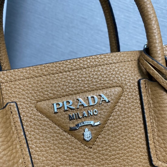 PRADA P00730