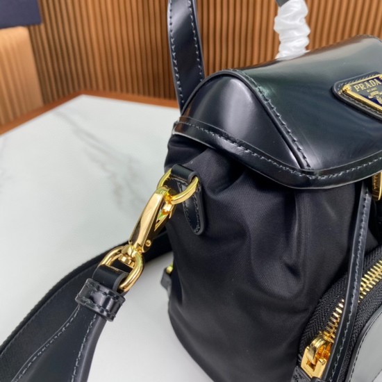 PRADA P00540