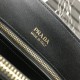 PRADA P00930