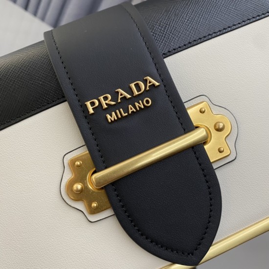 PRADA P00800