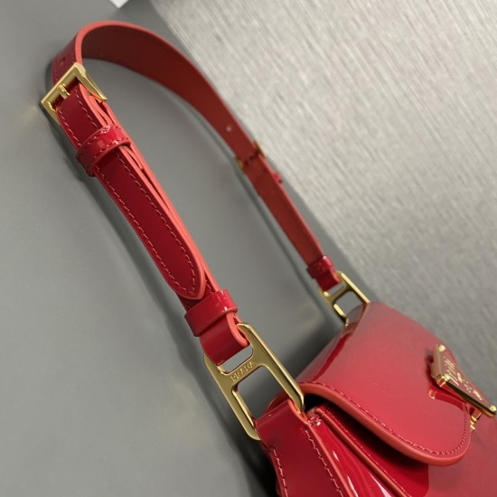 PRADA P00550