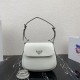 PRADA P00600