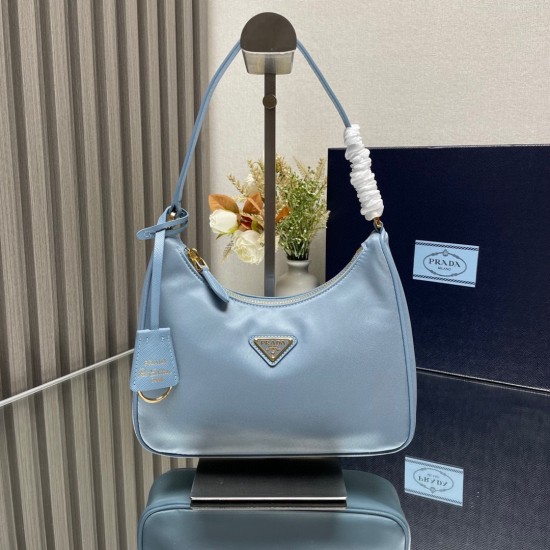 PRADA  P00250