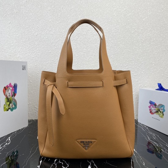 PRADA P00920