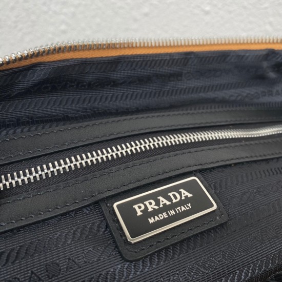 PRADA P00850