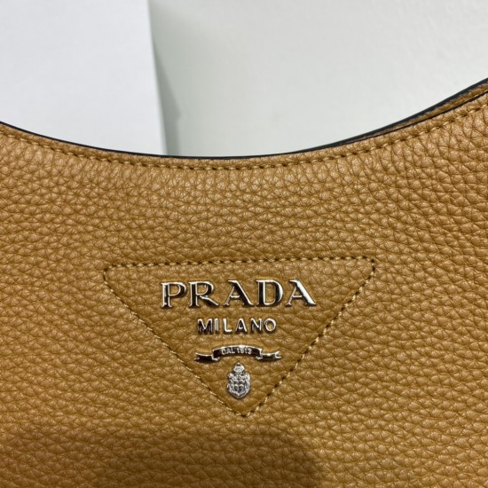 PRADA P00750