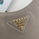 PRADA P00640