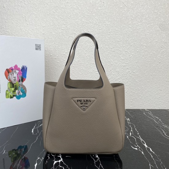 PRADA  P00700