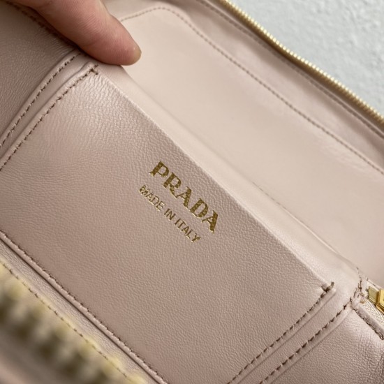 PRADA P00570