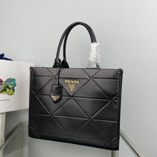 PRADA P00750