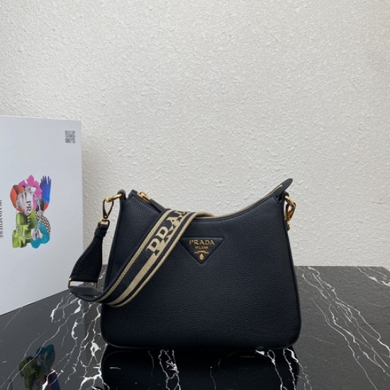 PRADA P00720