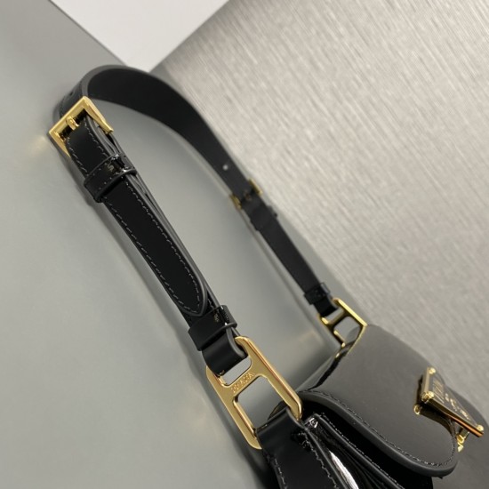 PRADA P00880