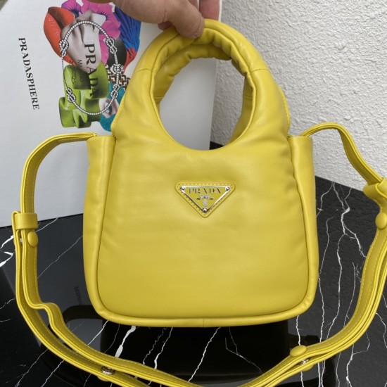 PRADA P00600