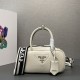 PRADA  P00750