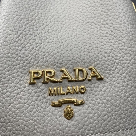 PRADA P00730