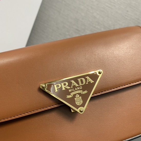 PRADA P00550