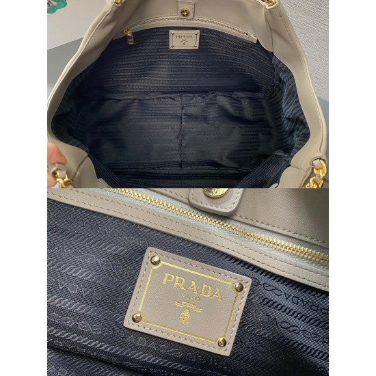 PRADA P00880