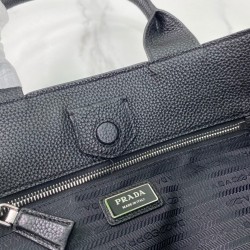 PRADA P00880