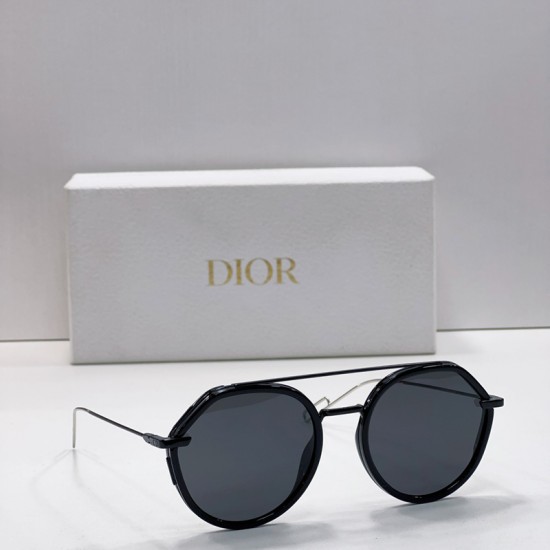 DIOR0219S