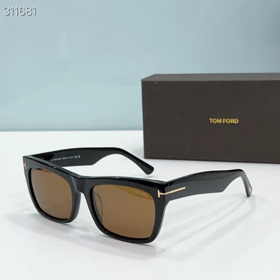 TOM FORD - FT 1085 - 56 21 145