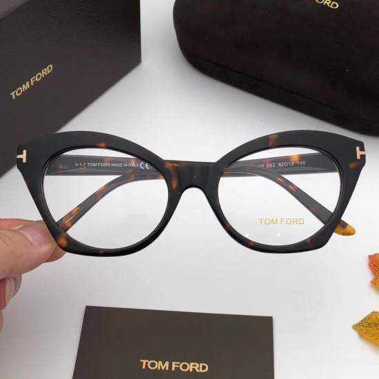 TOM FORD - TF5456 -