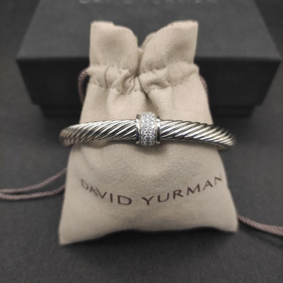 Hl66A20David Yurman 7mm银色圆珠白钻手镯。建议适合佩戴的手围16-20cm