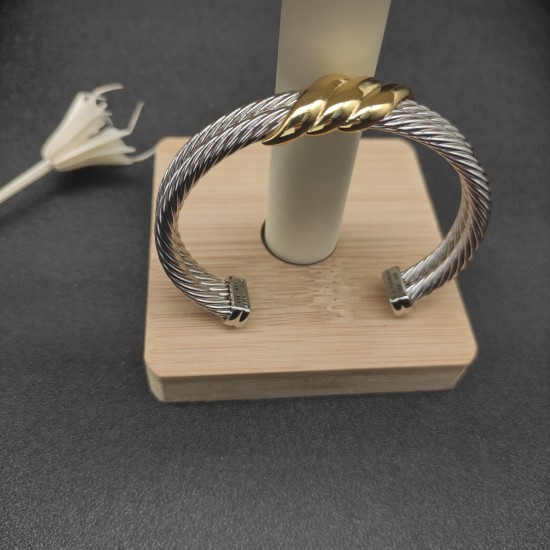 Hl75A20David Yurman 10mm三环纽线手镯。建议适合佩戴的手围15-20cm