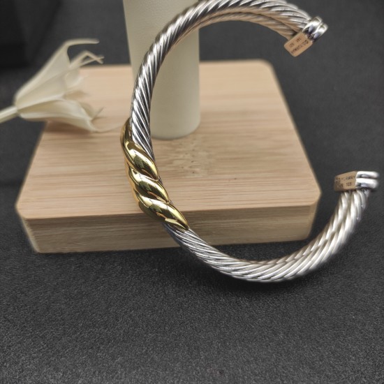 Hl75A20David Yurman 10mm三环纽线手镯。建议适合佩戴的手围15-20cm