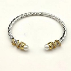 Hl77900David Yurman 4mm珍珠缠绕手镯。建议适合佩戴的手围15-20cm