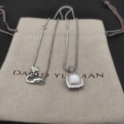 Hl85900David Yurman  主石7mm四方钻项链白玛瑙。链条粗1.5mm，长度45+5cm延迟链     编号DYXL-028