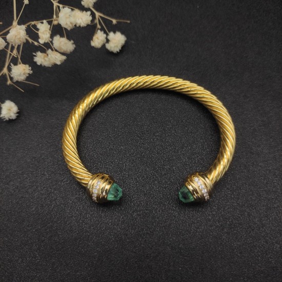 Hl76A20David Yurman 7mm金色镶嵌石蓝钻头手镯。建议适合佩戴的手围16-20cm