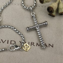 Hl76900David Yurman  银色十字架项链。链条粗3mm，长度50+5cm或长度60+5cm延迟链