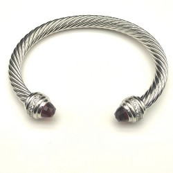 Hl76A20David Yurman 7mm镶嵌石红钻头手镯。建议适合佩戴的手围16-20cm