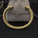 Hl76A20David Yurman 7mm金色带钻半边钻手镯。建议适合佩戴的手围15-20cm