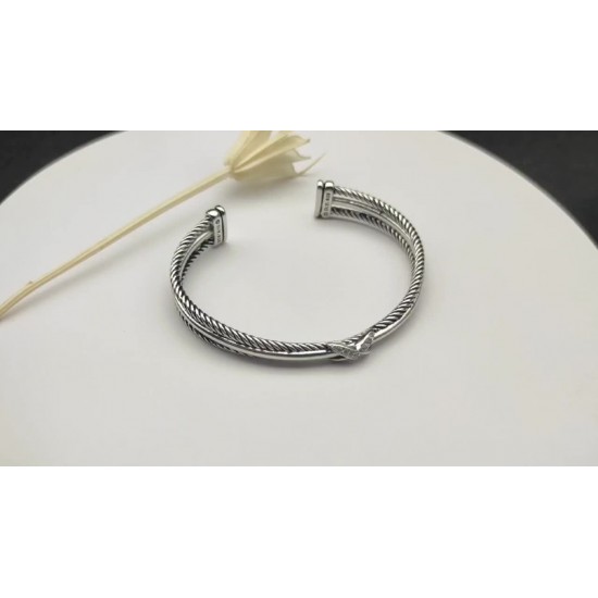 Hl76A20David Yurman  7MM三纽线交叉带钻X手镯。建议适合佩戴的手围15-20cm