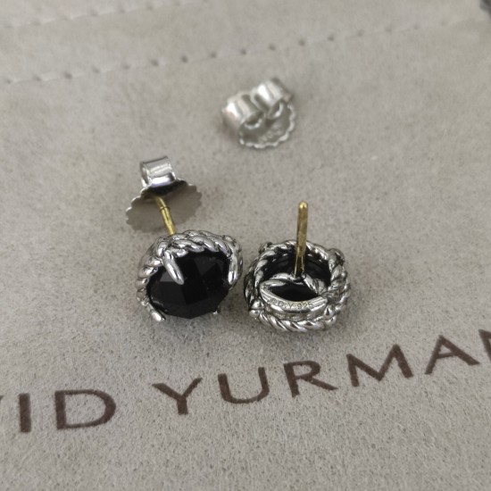 Hl76750David Yurman  主石8mm 四爪耳钉。紫、蓝、黄、黑、珍珠、五种款式