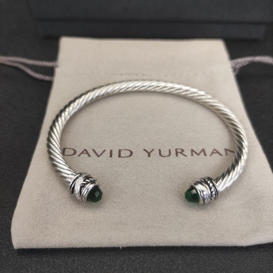 Hl75900David Yurman 5mm旋转镶嵌钻深绿钻手镯。建议适合佩戴的手围15-20cm