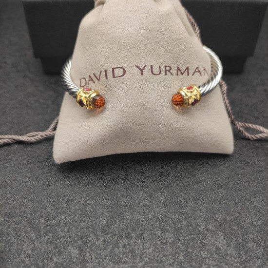 Hl76A00David Yurman  5MM金头菱角香槟钻手镯。建议适合佩戴的手围15-20cm