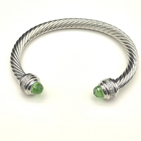 Hl76A20David Yurman 7mm镶嵌石浅绿钻头手镯。建议适合佩戴的手围16-20cm