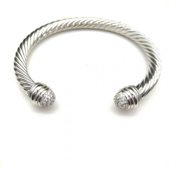 Hl87A20David Yurman 7mm半边钻银色手镯。建议适合佩戴的手围16-20cm