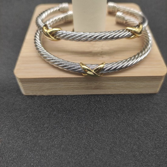 Hl76900David Yurman 5mm单X手镯。建议适合佩戴的手围15-20cm