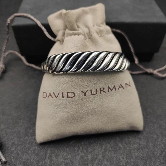 Hl7790011月上新 David Yurman 12.9mm银色波浪手镯。建议适合佩戴的手围15-20cm