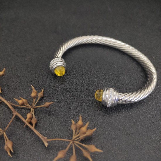 Hl76A20David Yurman 7mm镶嵌石黄钻头手镯。建议适合佩戴的手围16-20cm