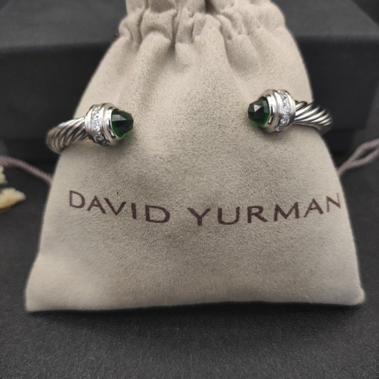 Hl65900David Yurman 5mm镶嵌石深绿钻头手镯。建议适合佩戴的手围15-20cm