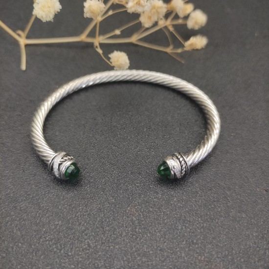 Hl75900David Yurman 5mm旋转镶嵌钻深绿钻手镯。建议适合佩戴的手围15-20cm